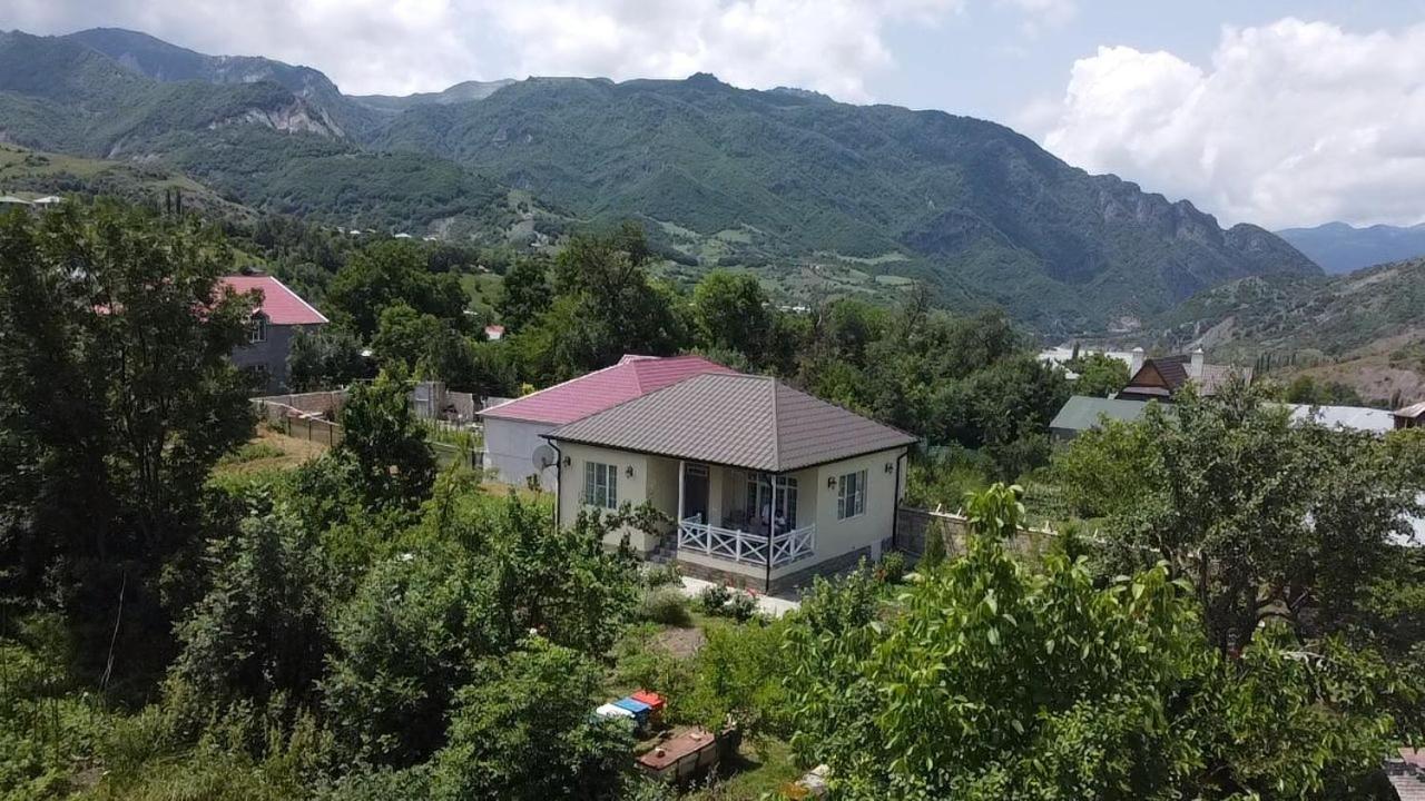 Abbasov'S Guest House-In Lahij Lahic المظهر الخارجي الصورة